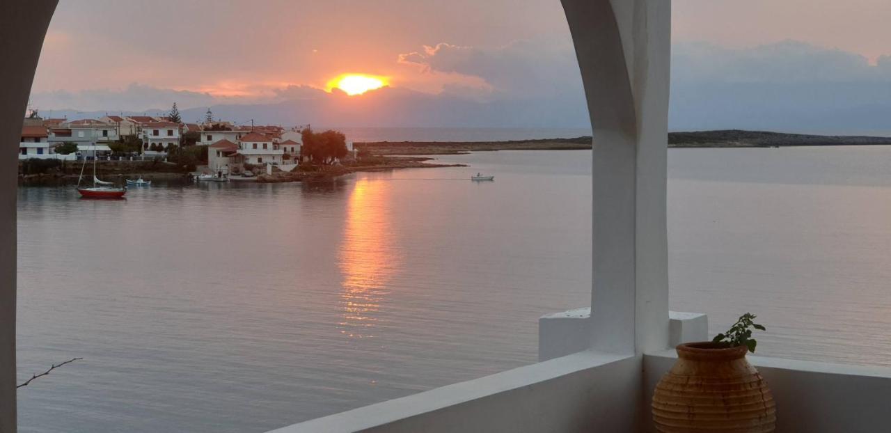 Sunset Holiday House Archangelos  Dış mekan fotoğraf